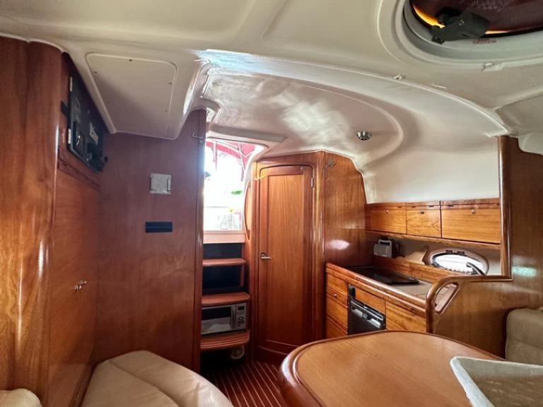 Motorboat to hire Taormina at the best price