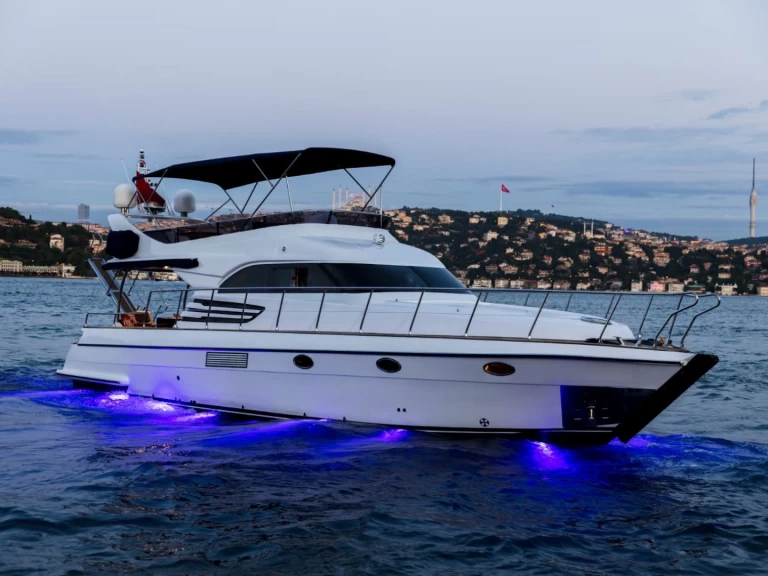 Yacht hire Beşiktaş cheap costom made