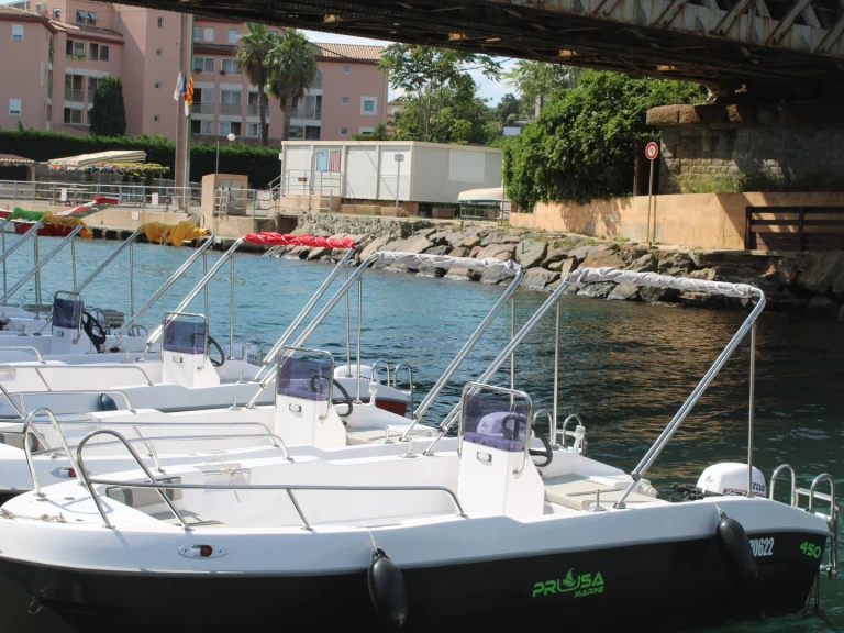 Yacht hire Agay cheap PRUSA 450