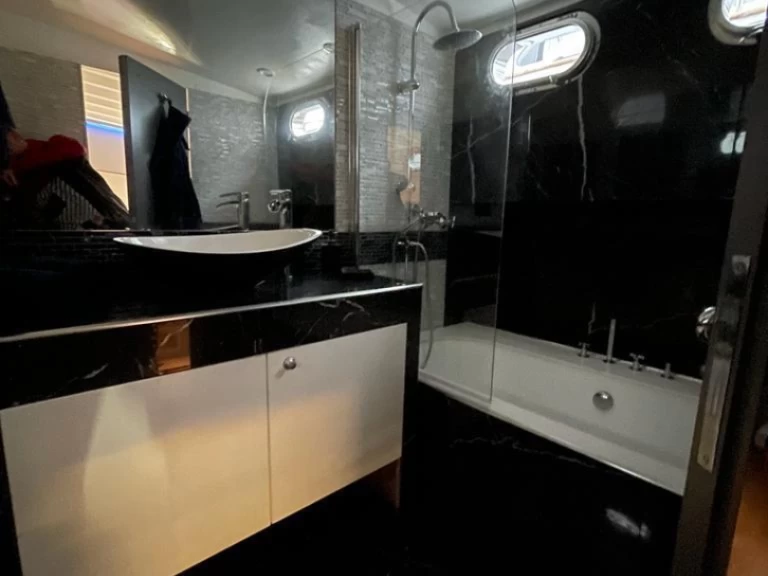 Hire a  Gulet (La Mer) Milazzo