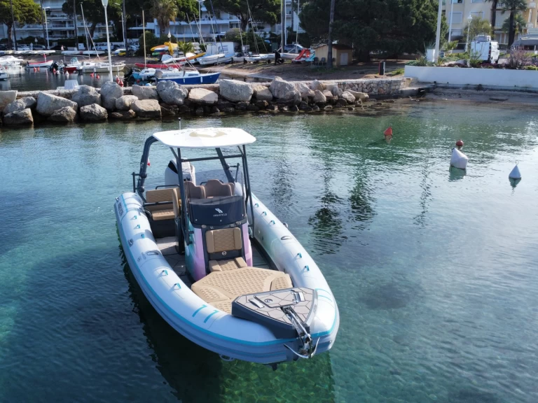 Yacht charter Cannes - Highfield Sport 700 on SamBoat