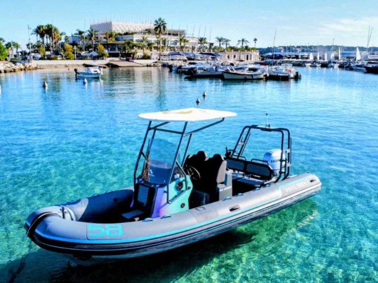 Yacht charter Mandelieu-la-Napoule - Highfield Highfield Sport 650 on SamBoat