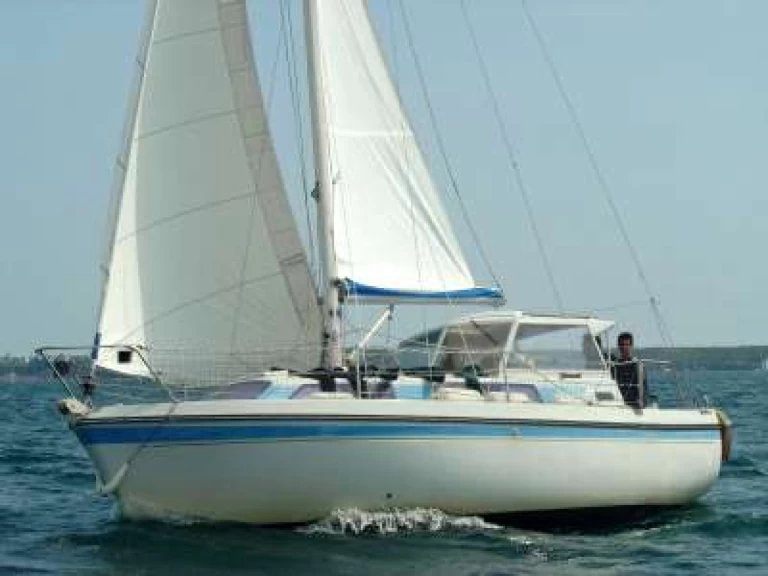 Sailboat hire in Saint-Mandrier-sur-Mer - Kirie Fifty 24