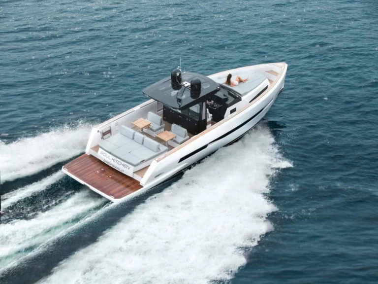 Motorboat hire in Monaco - Fjord Fjord 42 Open