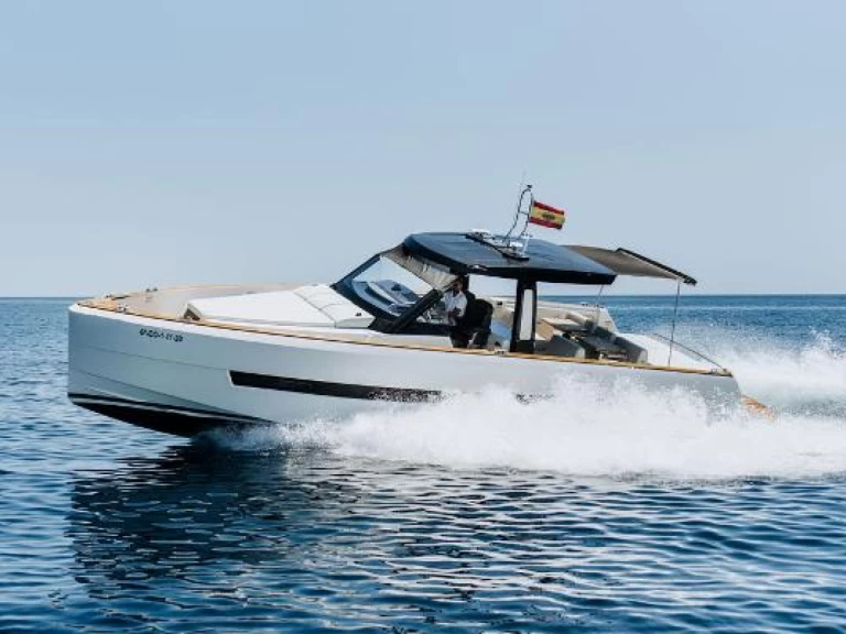 Charter a Fjord Fjord 42 Open in Monaco on Samboat