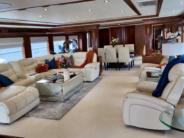 Yacht charter Caribbean - Hatteras ESCAPE on SamBoat