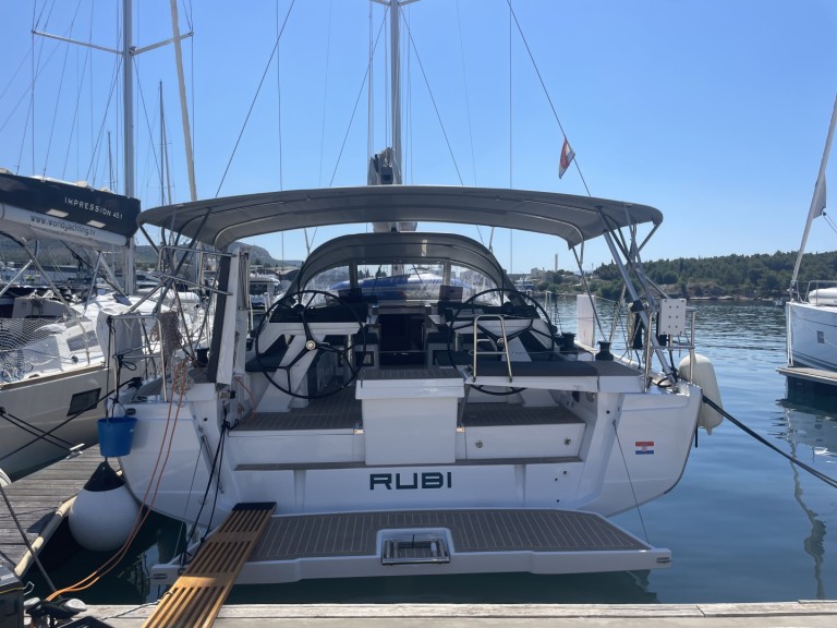 Hire Sailboat with or without skipper Hanse Šibenik