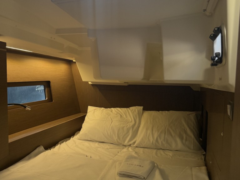 Charter a Bénéteau Oceanis 46.1 in Göcek on Samboat