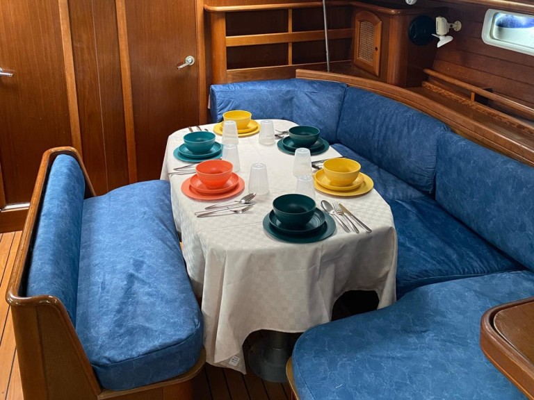 Hire Sailboat Bénéteau with a boat licence
