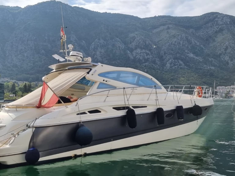 Hire a  Mediterranee 50 Primošten