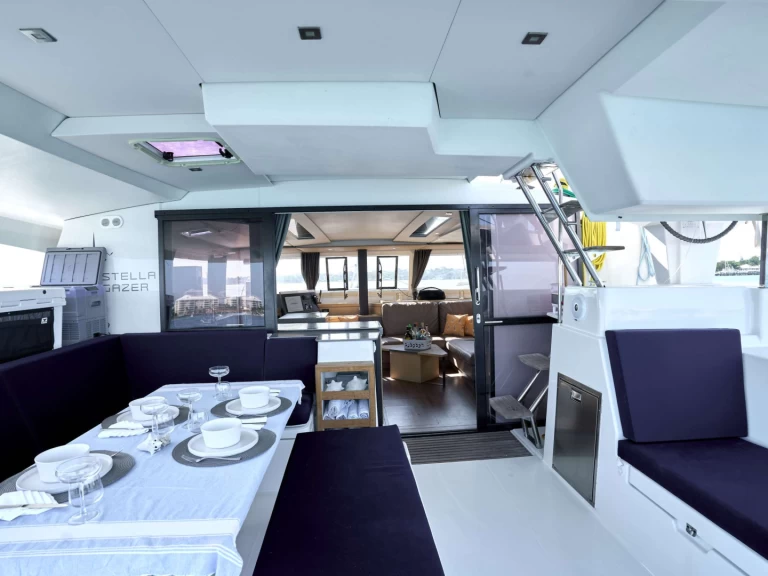 Hire Luxury Yacht with or without skipper Fountaine Pajot Nassau