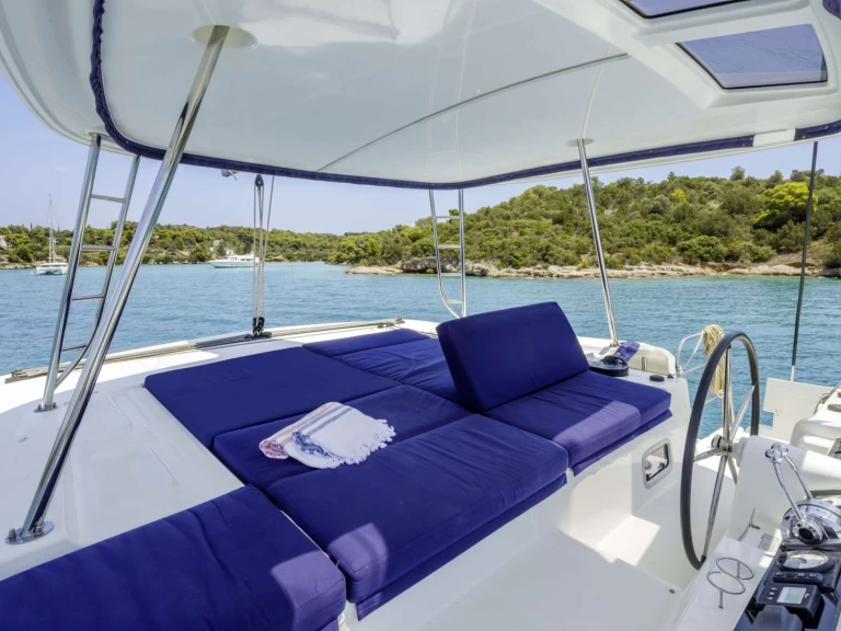 Yacht hire Porto Cheli cheap ZANGA 