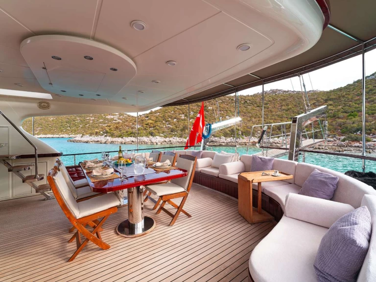 Charter a MURAL SHIPYARDS GETAWAY in Marmaris on Samboat