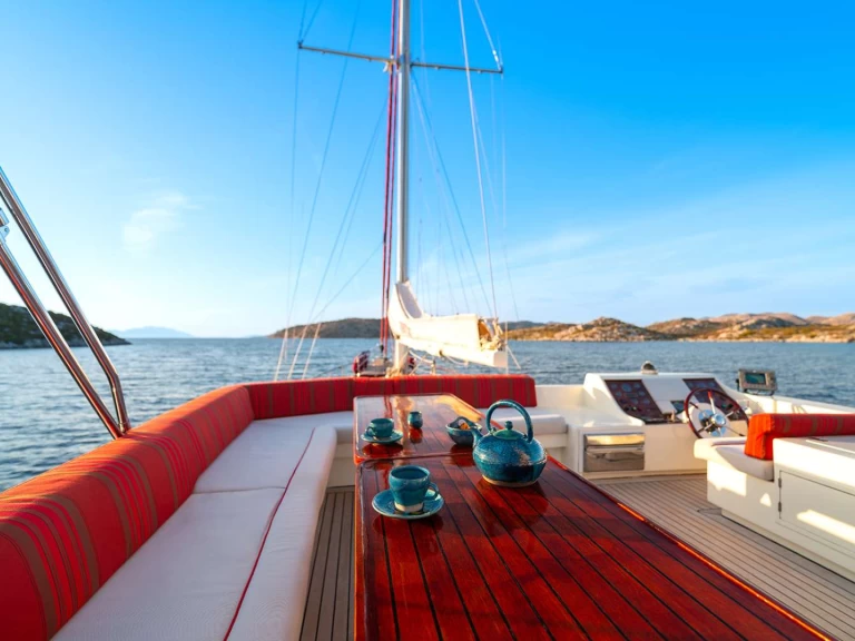 Luxury Yacht hire in Marmaris - MURAL SHIPYARDS SERENITY 86