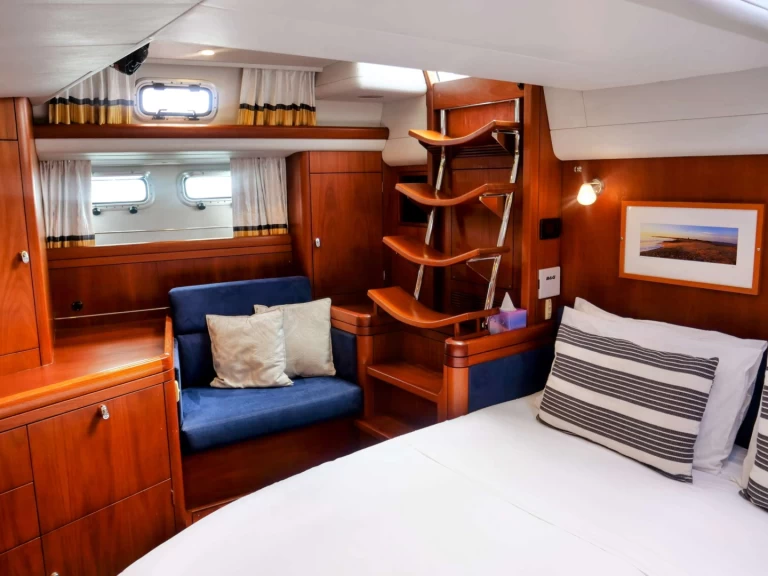 Hire Luxury Yacht with or without skipper Oyster Marine Caribbean