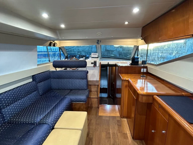 Luxury Yacht hire in Taormina - Azimut Azimut 37 Fly