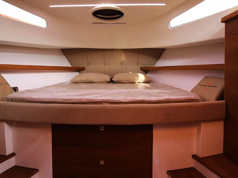 Charter a Nautica Esposito Positano 38 in Taormina on Samboat