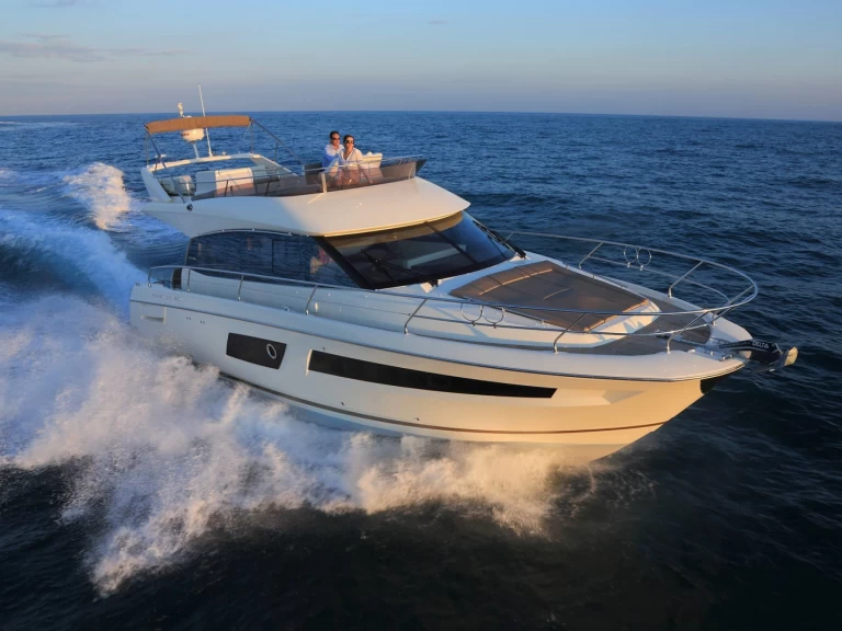 Charter a Prestige Jeanneau 450 Fly in Taormina on Samboat