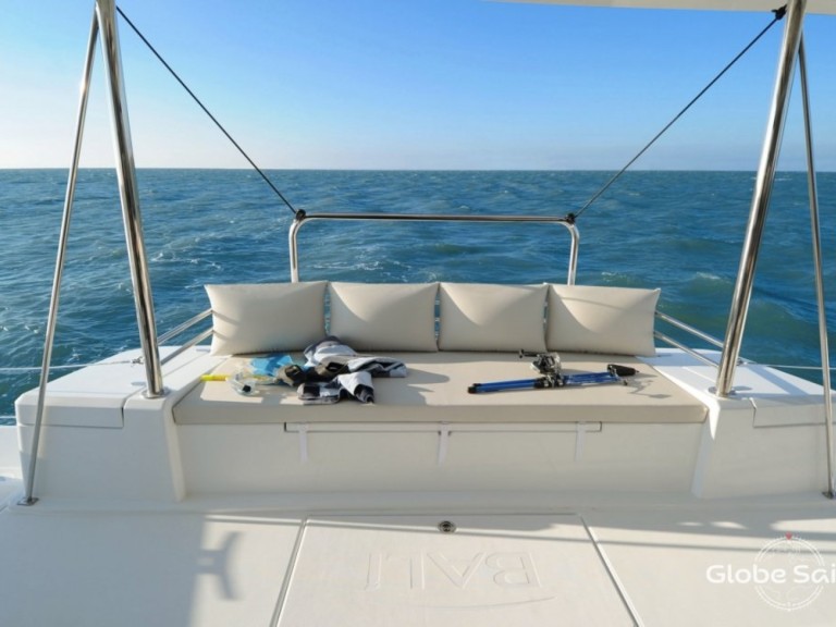 Yacht charter Piombino - Bali Bali 4.1 on SamBoat