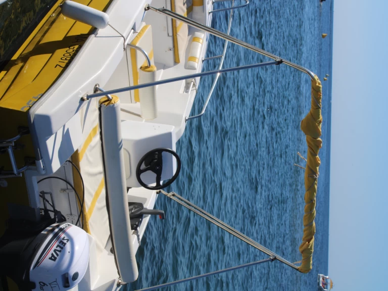 Charter a PRUSA MARINE TEKNE IMALATI PRUSA 450 in Les Issambres on Samboat