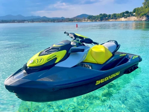 Yacht charter Cala Bona - Sea-Doo SEADOO GTR 230 on SamBoat