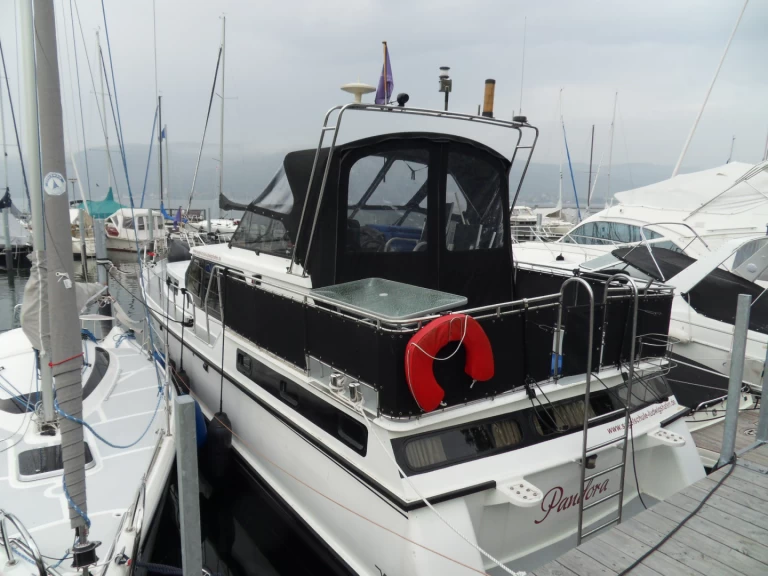 Canal boat to hire Bodman-Ludwigshafen at the best price