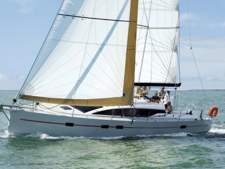RM RM 1260 charter bareboat or skippered in  La Rochelle