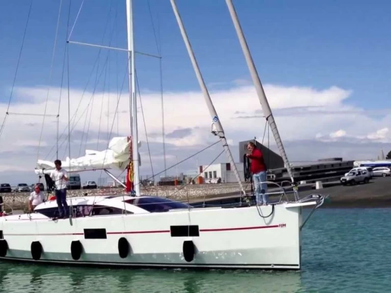 Yacht charter La Rochelle - RM RM 1260 on SamBoat
