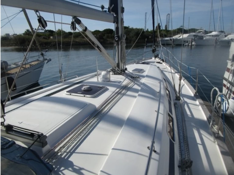 Yacht hire Le Cap d'Agde cheap Bavaria 44