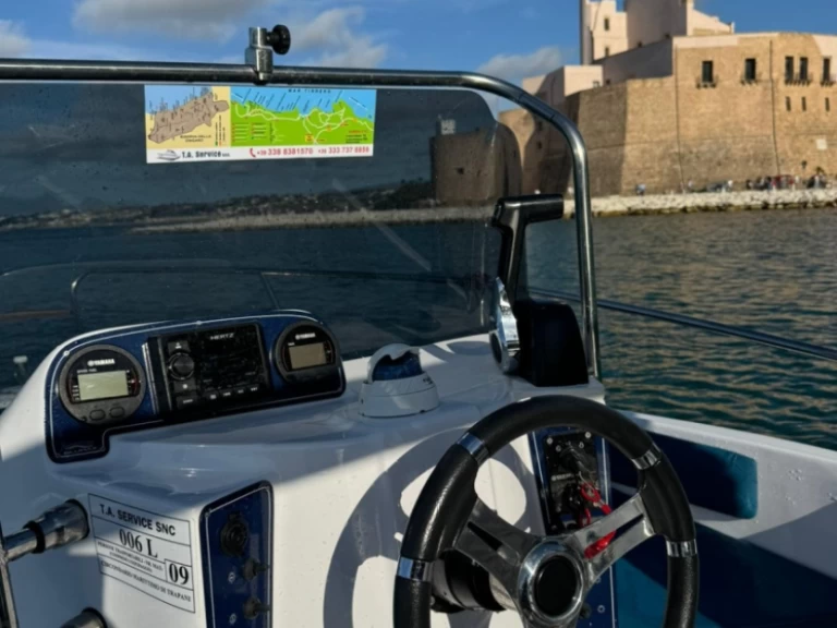 Hire Motorboat with or without skipper Blumax Castellammare del Golfo