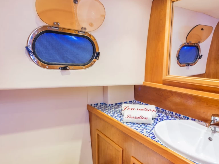 Hire a Acquamarina 9 Open Sorrento