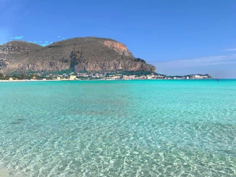 Yacht hire Palermo cheap superitalia fly bridge 52