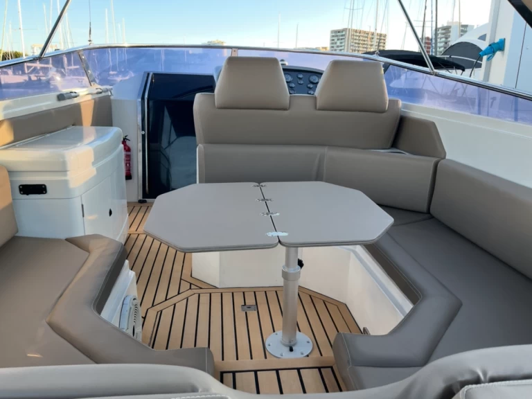 Sunseeker Thunderhawk 43 charter bareboat or skippered in  Palma de Mallorca