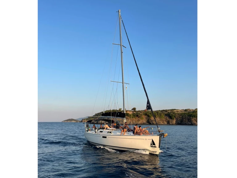 Yacht charter Lefkáda - Dufour Dufour 385 Grand Large on SamBoat