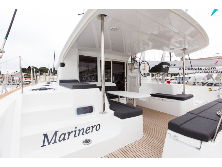 Yacht hire Split cheap Lagoon 40