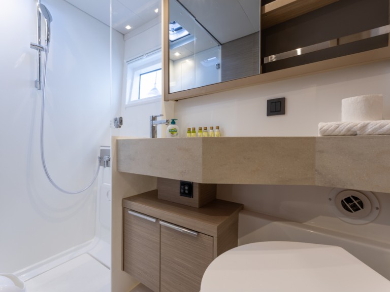 Hire a Lagoon Lagoon 46 Split