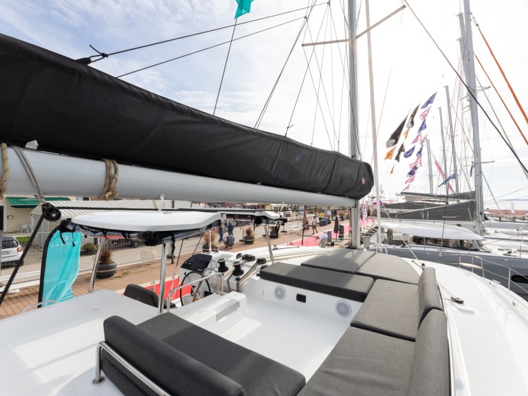 Yacht charter Split - Lagoon Lagoon 43 on SamBoat