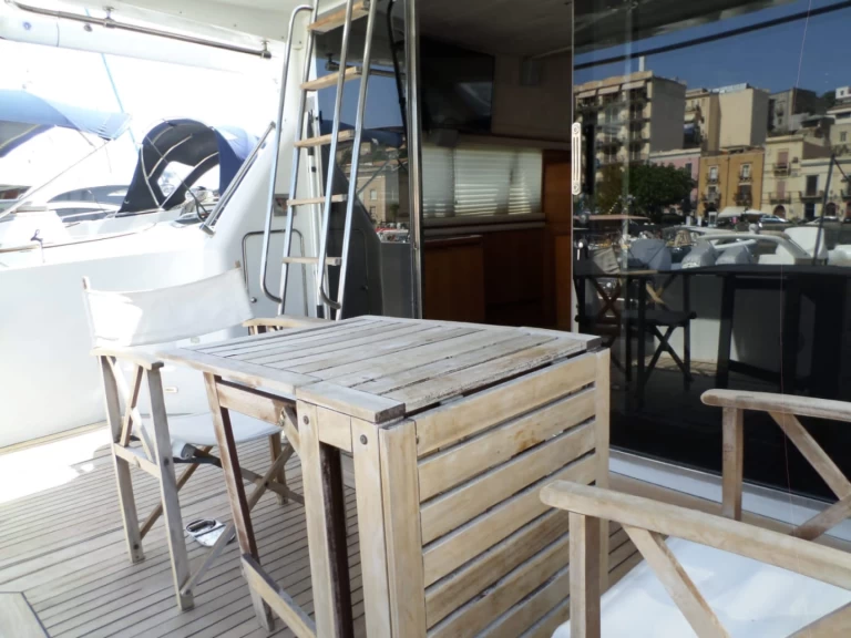 Motorboat hire in Milazzo - Cantieri Alpa Alpa 52 Fly