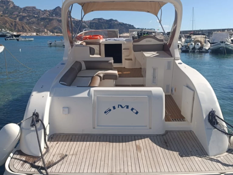 Hire Motorboat with or without skipper Coverline Taormina
