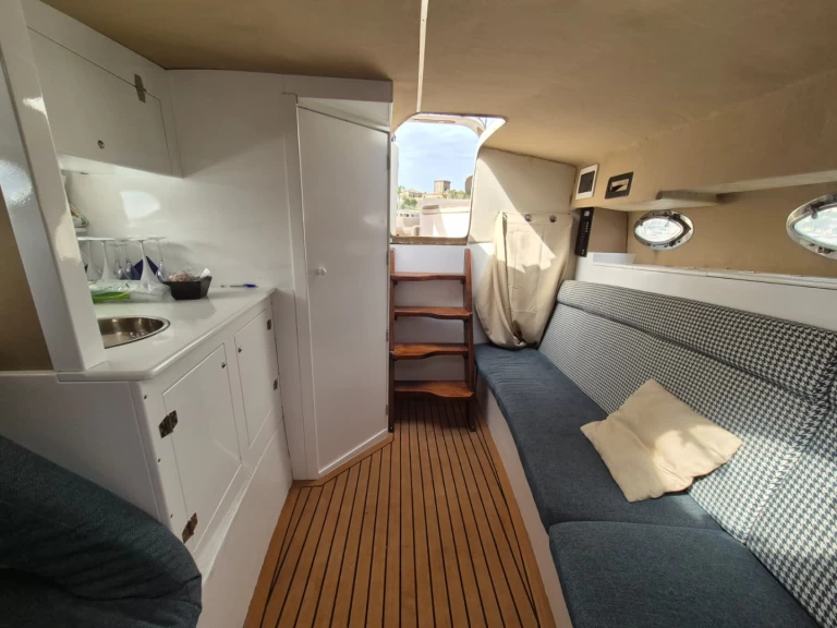 Motorboat to hire Taormina at the best price