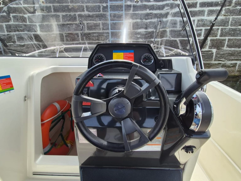 Charter a Quicksilver Activ 675 Open in Bodman-Ludwigshafen on Samboat