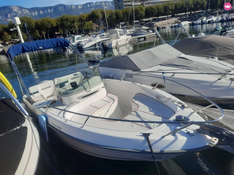 Motorboat to hire Aix-les-Bains at the best price