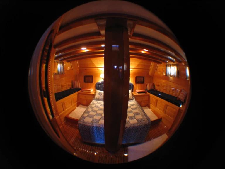 Yacht hire Bodrum harbour cheap 1989