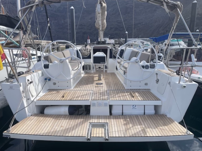 Hire Sailboat with or without skipper Dufour Santa Cruz de Tenerife