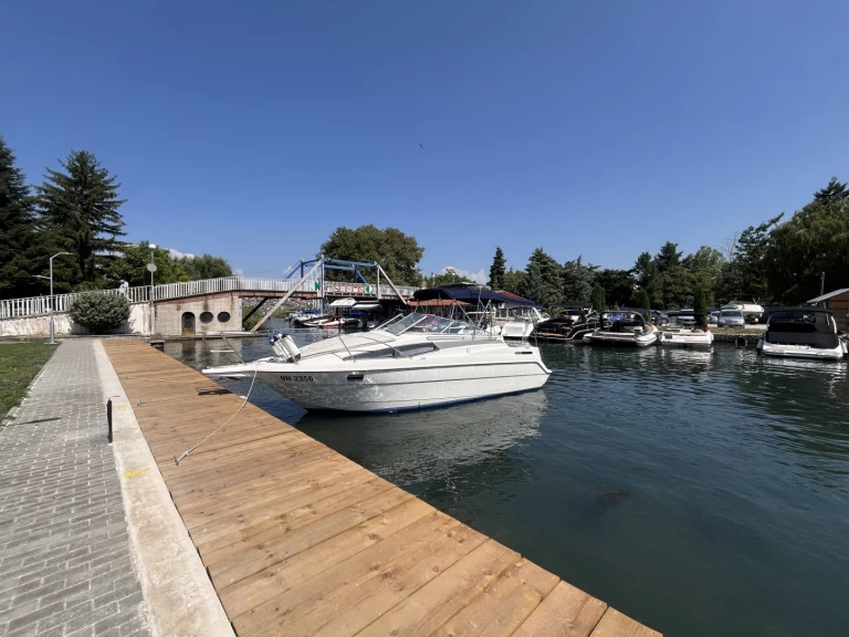 Hire Luxury Yacht with or without skipper Bayliner Ohrid