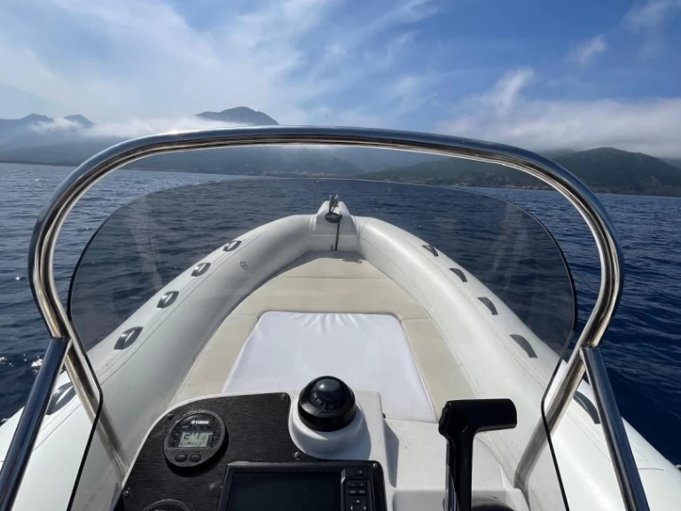 Yacht charter Galéria - Capelli Tempest 650 on SamBoat