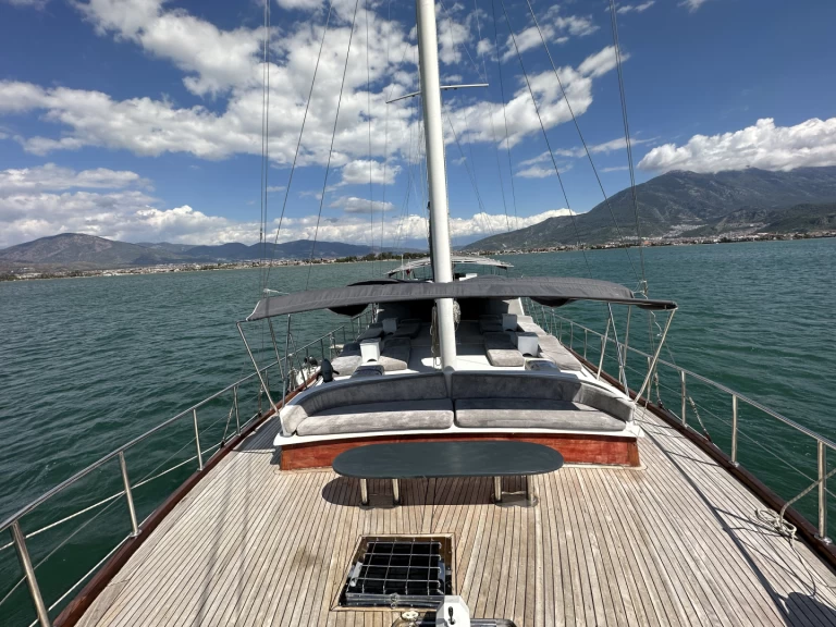Sailboat hire in Fethiye - Custom Made Gulet