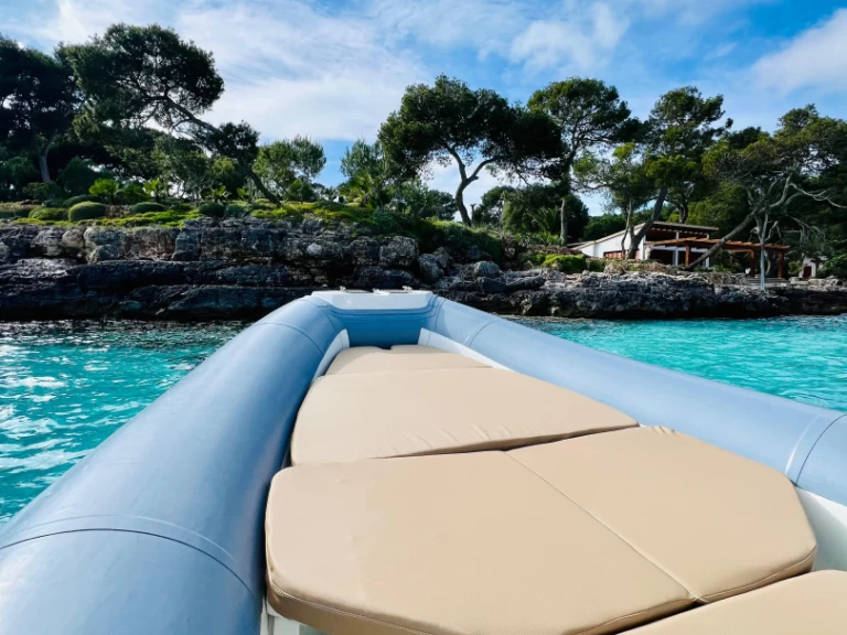 Hire a Selva W600 Cala d'Or