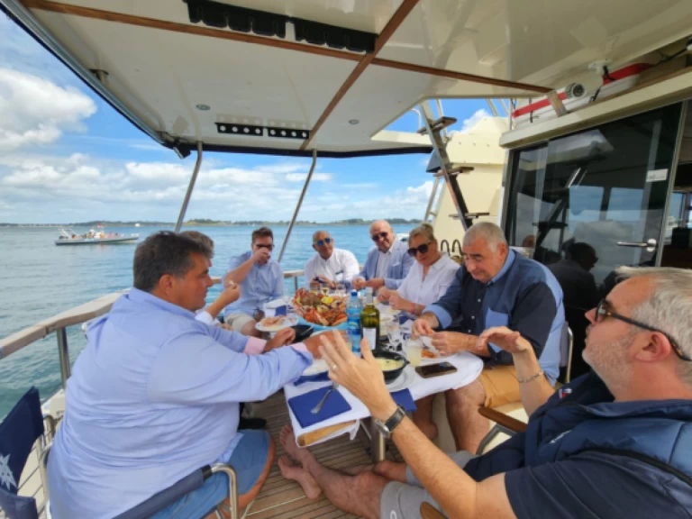 Yacht charter Vannes - Targa TARGA 42 on SamBoat