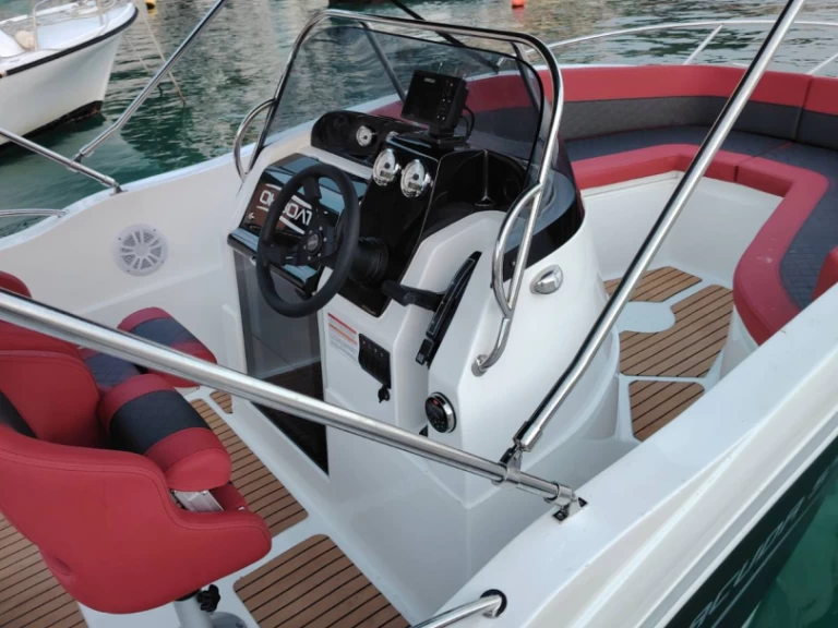 Motorboat hire in Rabac - Barracuda 545